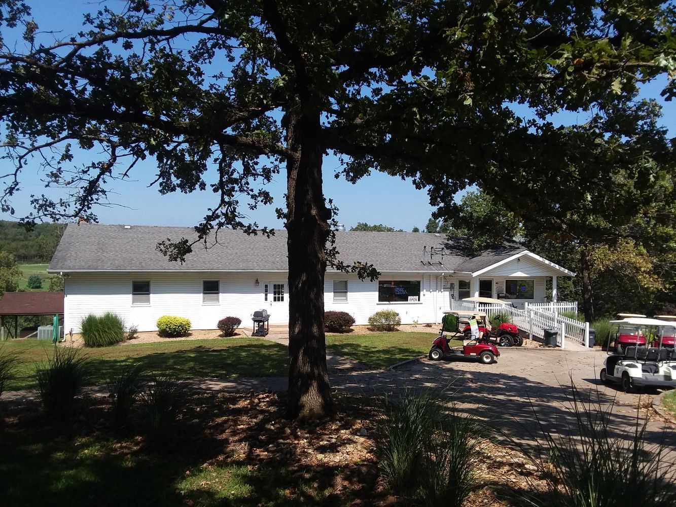 23980 Shadow Lake Dr, Wheatland, MO 65779